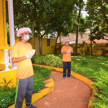 Goa Samundar Beach Resort Candolim Exteriör bild